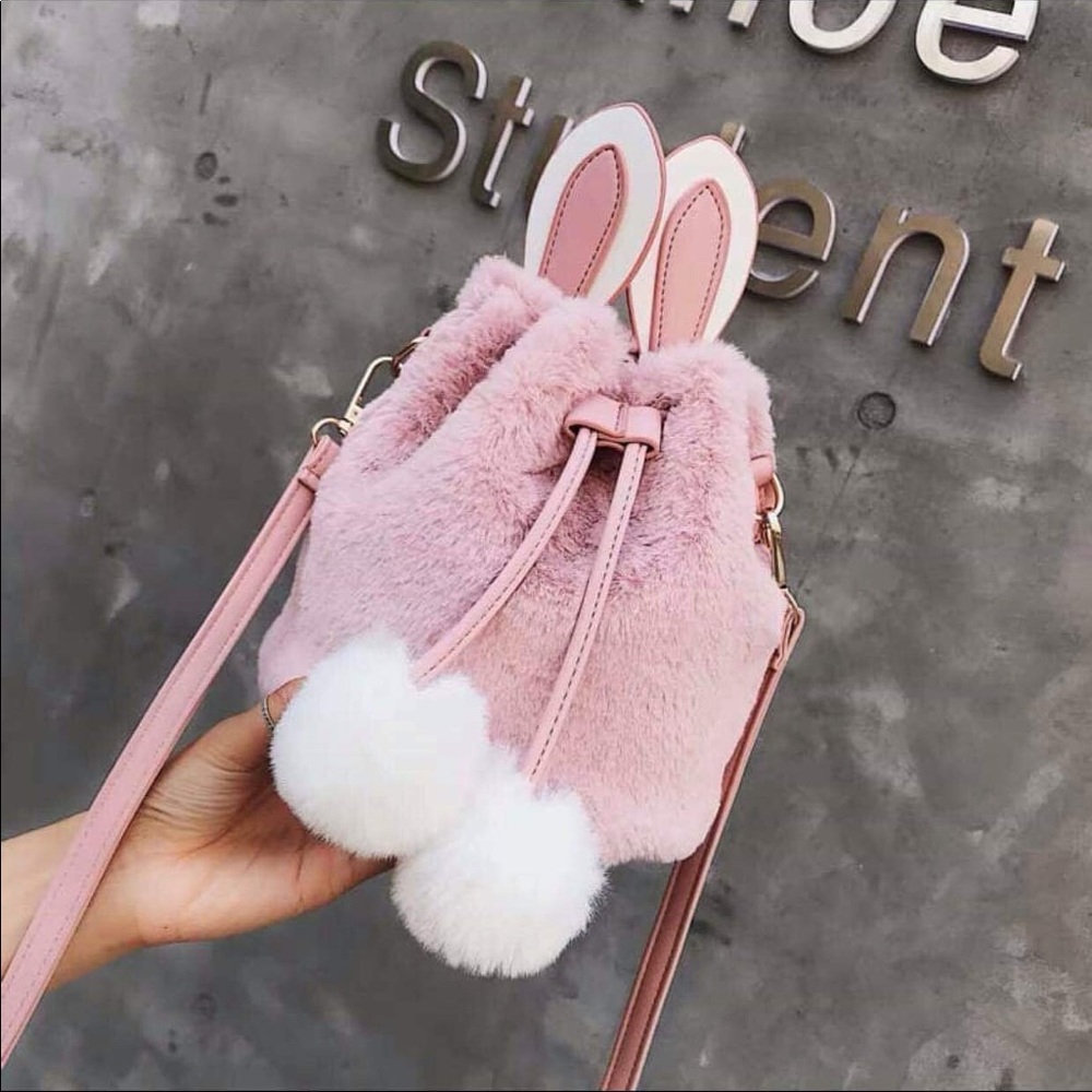 💕💕🆕 Rabbit Fur Crossbody Bag